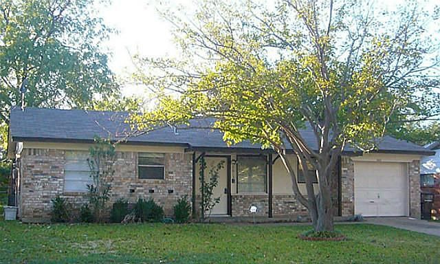 1st image of 2613 Jasmine Ln