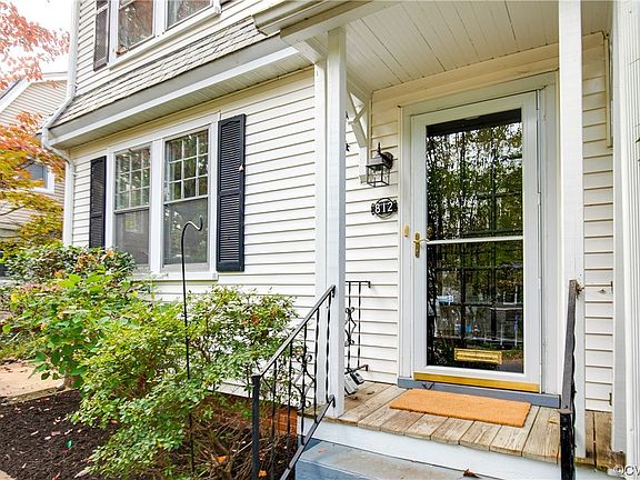 3rd image of 812 W 29th St