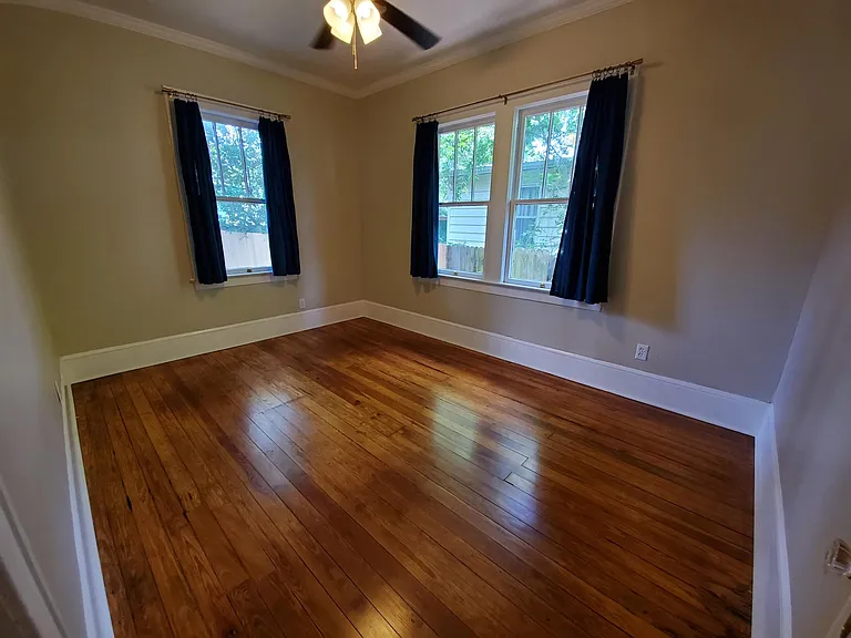 4527 Lawnview St — Photo 23