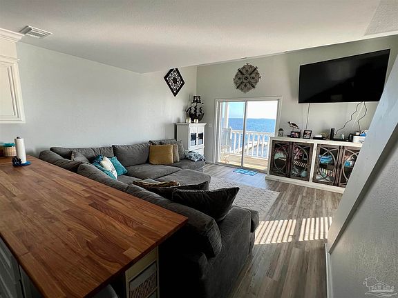 5th image of 5539 Soundside Dr APT G
