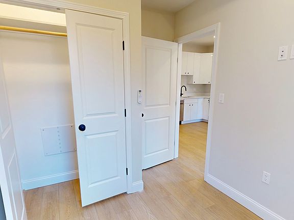 5th image of 178 Salem St