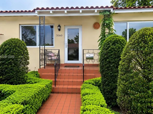 3560 NW 19th St, Miami, FL 33125