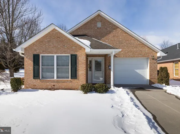 1885 Rosser Ln, Winchester, VA 22601