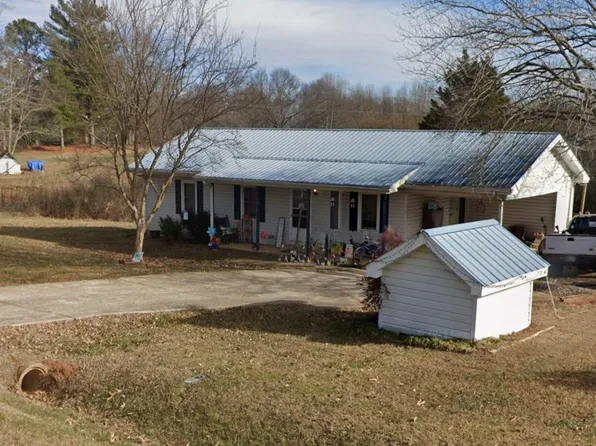5028 Clarks Bridge Rd, Gainesville, GA 30506
