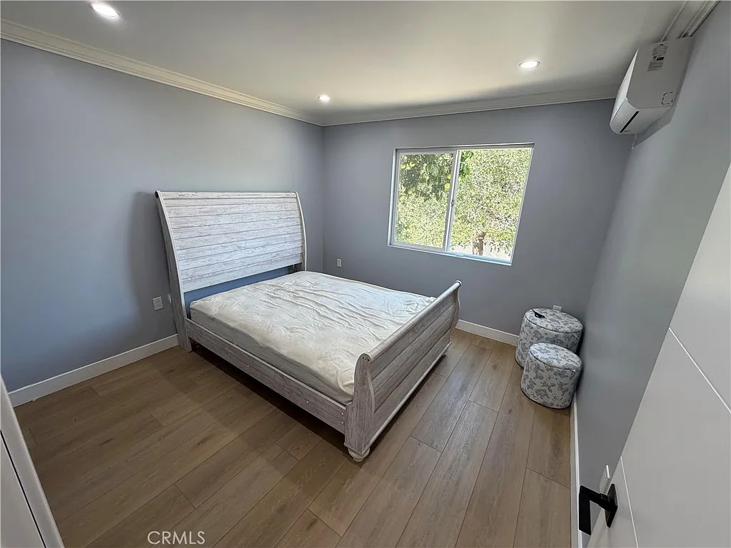 1 bed, 550 sqft, $2,100 — Photo 4
