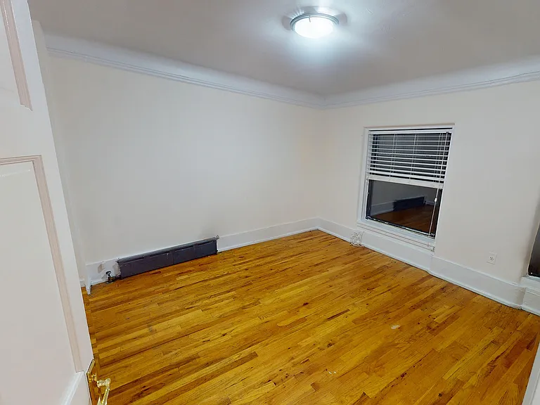 29 E 37th St #5B — Photo 8