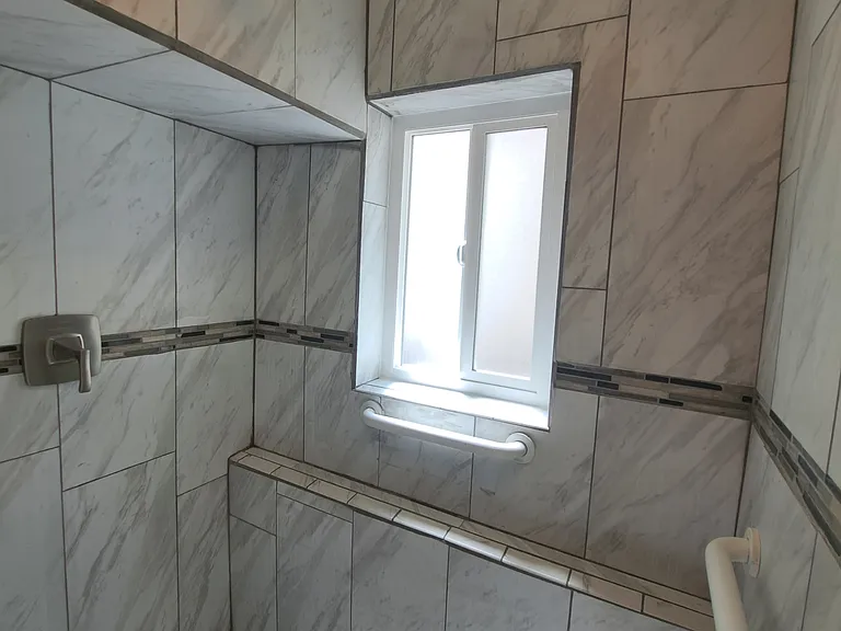 1492 W Parkside Dr #1 — Photo 5