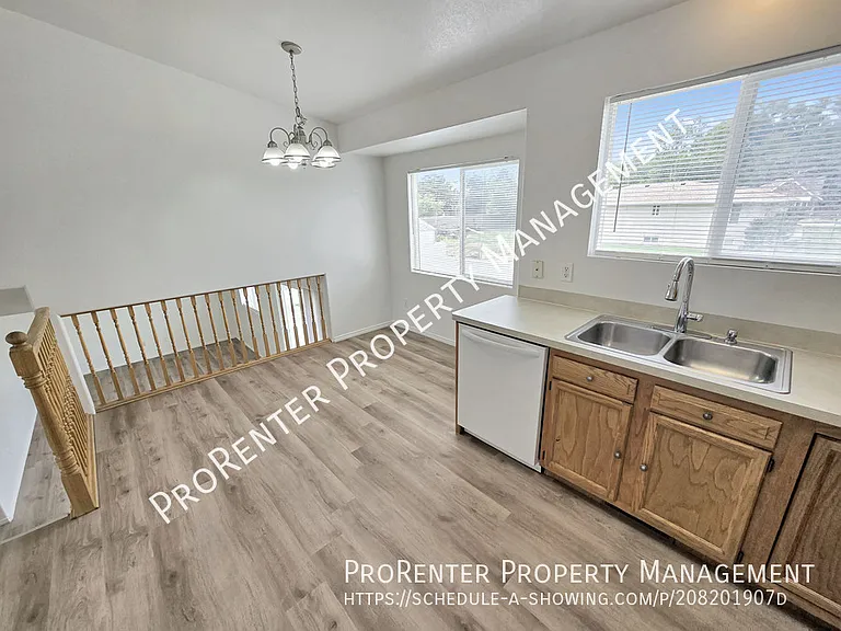 4409 S 900 W — Photo 10