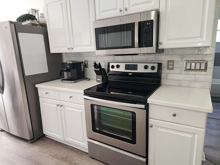 6503 Fairway Gardens Dr — Photo 8