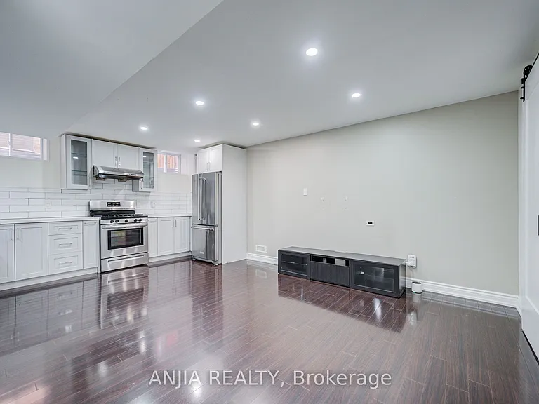 15 Ross Shiner Ln — Photo 6