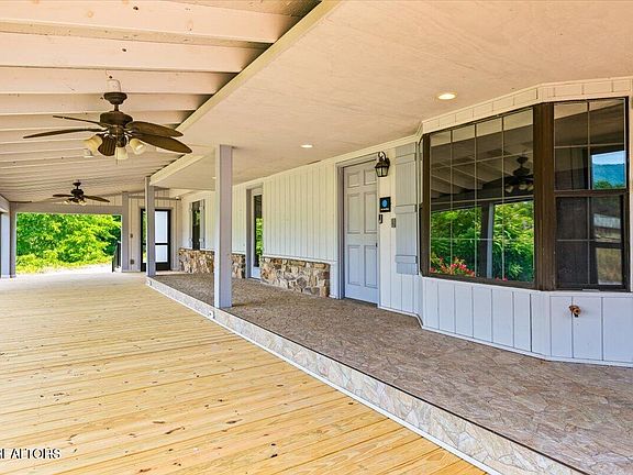 4th image of 190 Dogwood Rd
