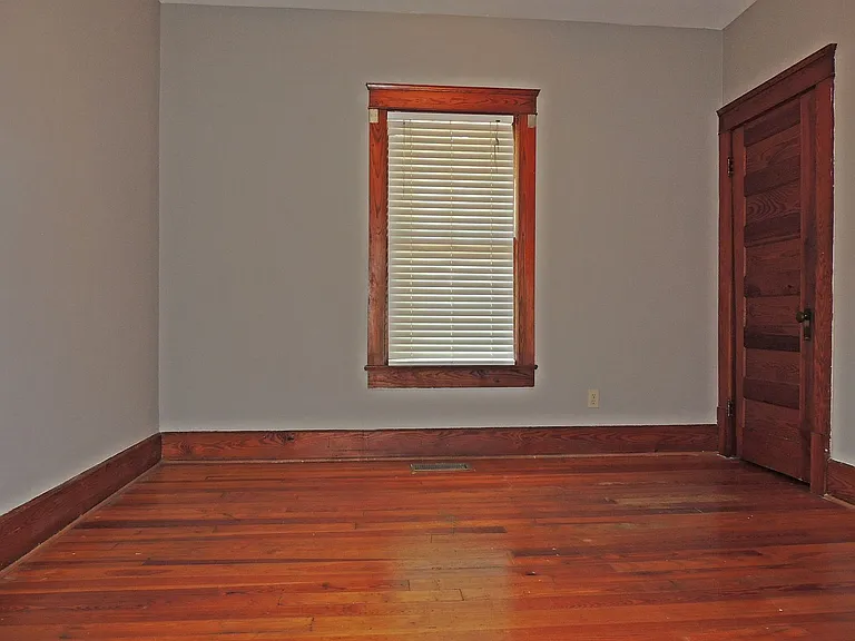 1712 Old Niles Ferry Rd — Photo 18