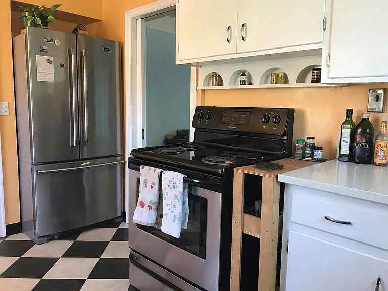 512 NW 45th St — Photo 8