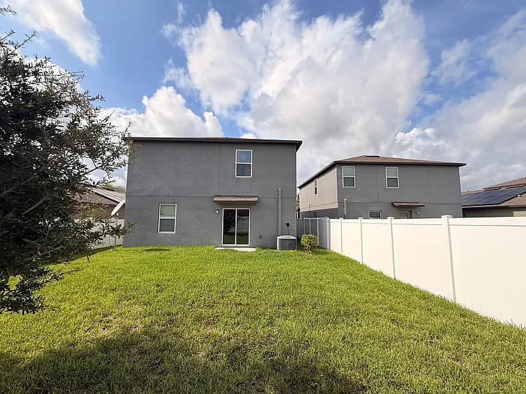 10363 Shady Preserve Dr — Photo 36