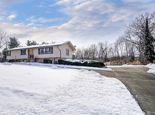 5585 Winshire Ter, Dayton, OH 45440