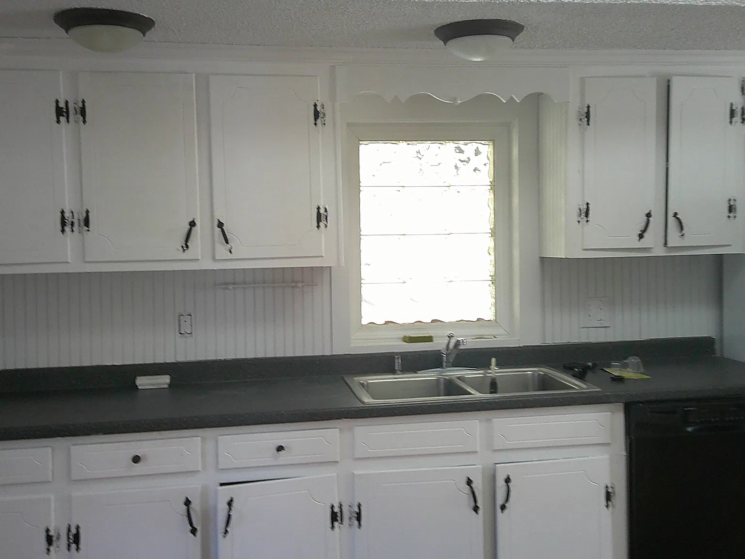 3 bed, 2.5 bath, 2189 sqft, $1,700 — Photo 3