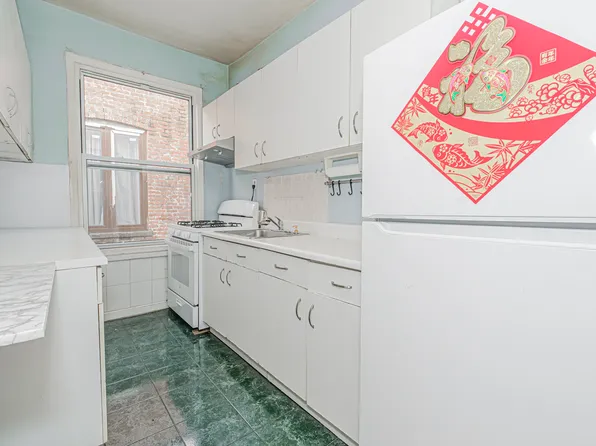 2418 East 23rd Street image 36 of 40