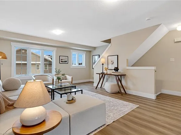 355 Fisher Mills Rd #43, Cambridge, ON N3C 4N5