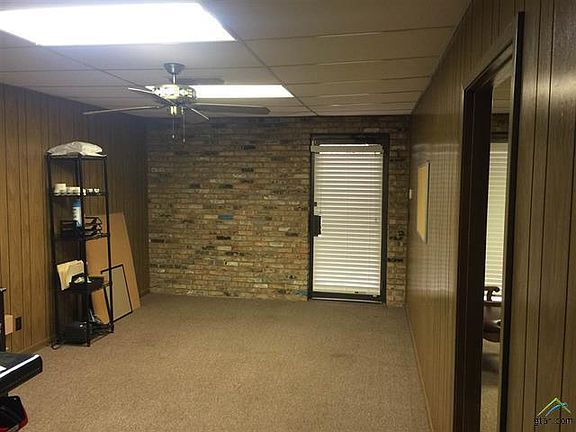 4th image of 212 S Main St