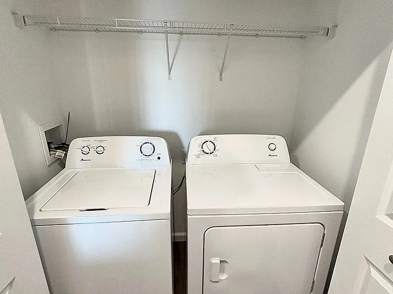 Sagamore Winds Apartments — Photo 39