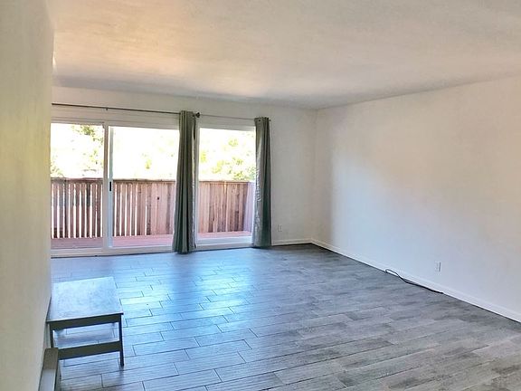 4th image of 1222A Sir Francis Drake Blvd