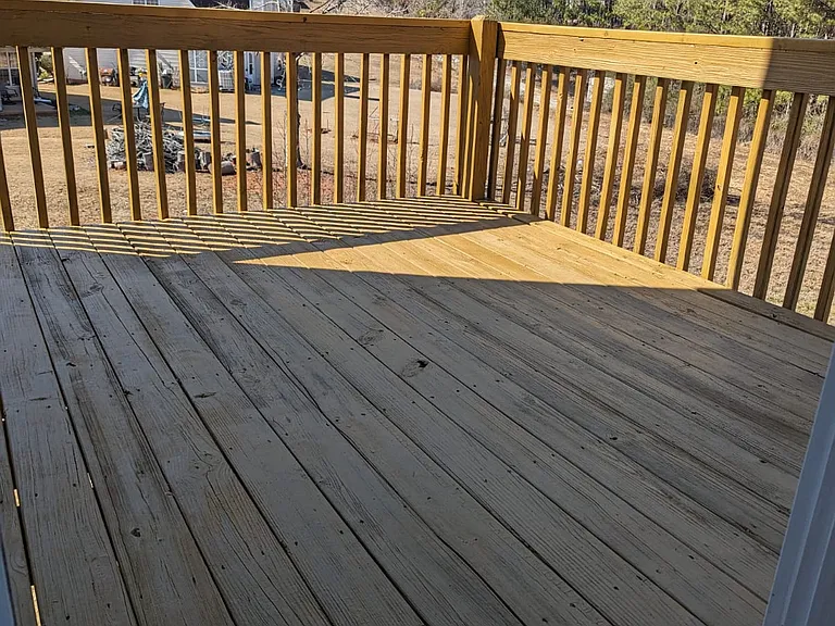705 Dover Ct — Photo 9