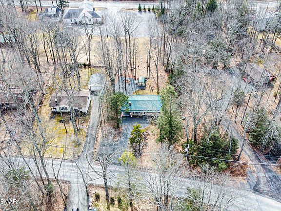 5th image of 1756 Lake Ln