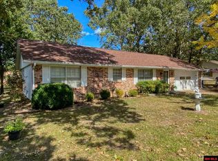 1801 Johns Dr, Mountain Home, AR 72653