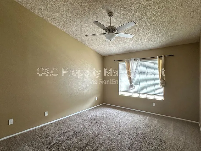 1380 W 48th St #116 — Photo 10