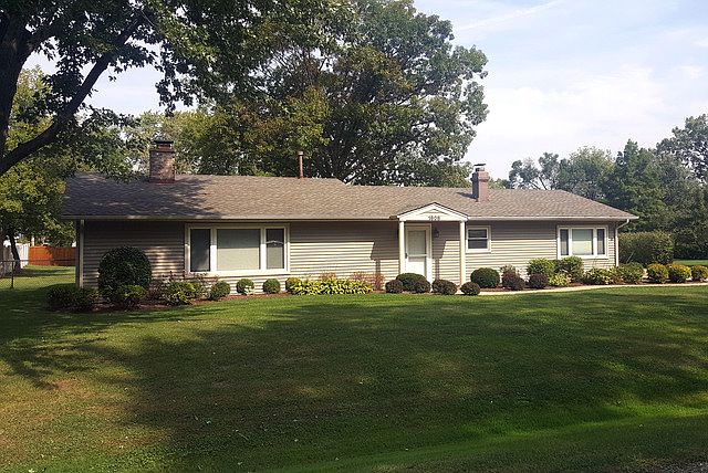 1st image of 1808 E Darryl Dr