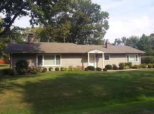 1808 E Darryl Dr, Arlington Heights, IL 60004