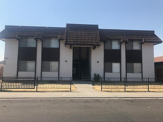 1st image of 1382 McNary Cir