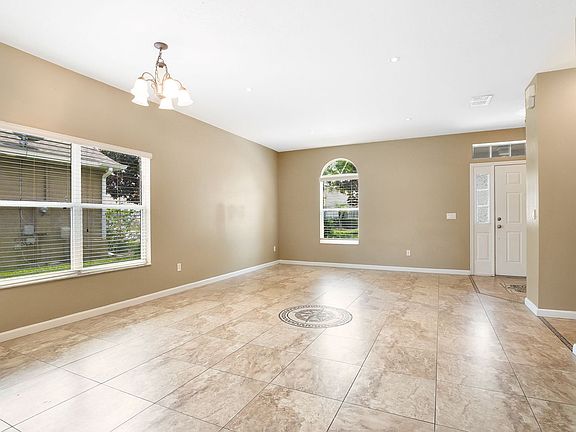 3rd image of 10706 Cypress Trail Dr