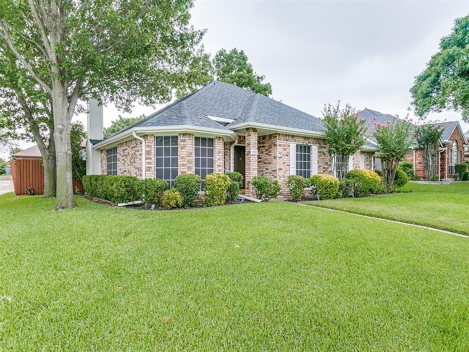 1st image of 2039 Vista Dr