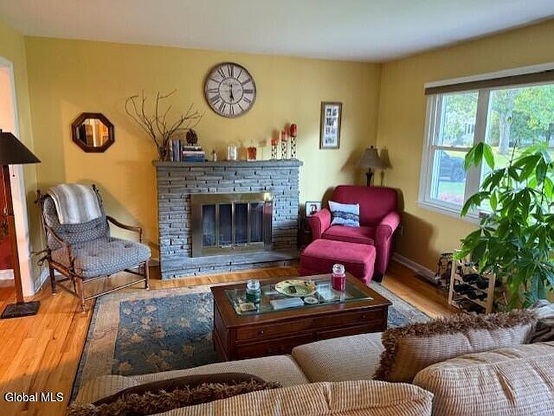 3rd image of 38 Cedar Lane