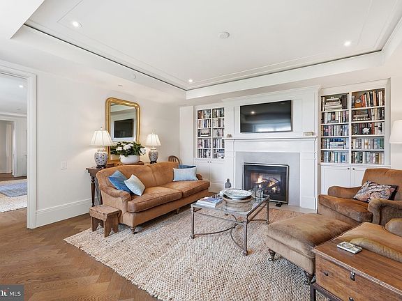 5th image of 2660 Connecticut Ave NW Unit 3B