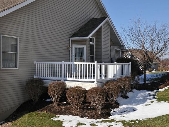 2nd image of 36 Coventry Ct E