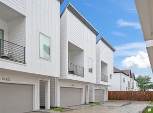 6742 Peerless St #B, Houston, TX 77021