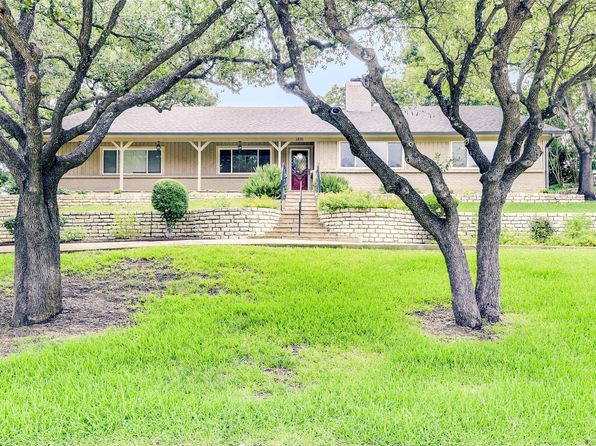 Home for Sale in Arlington TX