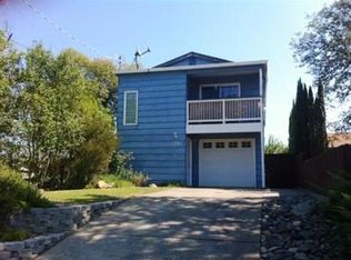 1521 Pleasant St, Redding, CA 96001