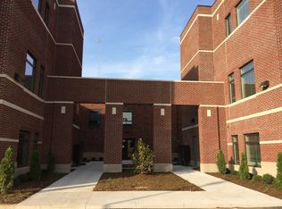 8301 E 46th St, Indianapolis, IN 46226