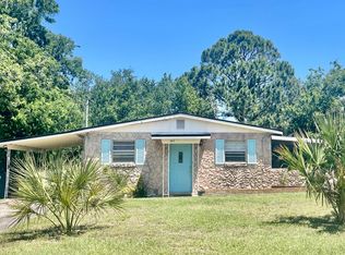 745 Bonita Rd, Atlantic Beach, FL 32233