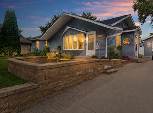 8341 Glenbrook Ave S, Cottage Grove, MN 55016