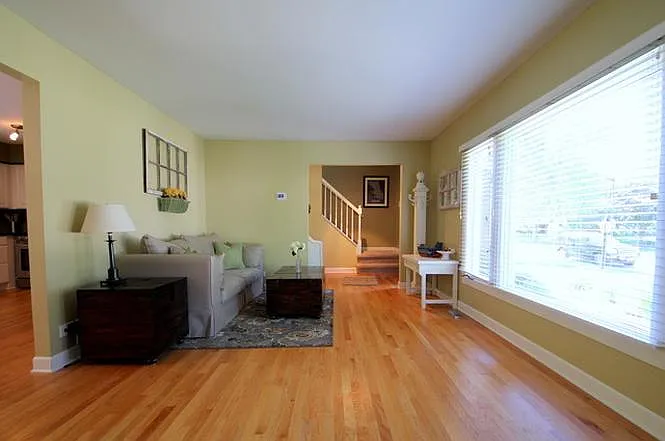 17 Malvern Ln photo 1