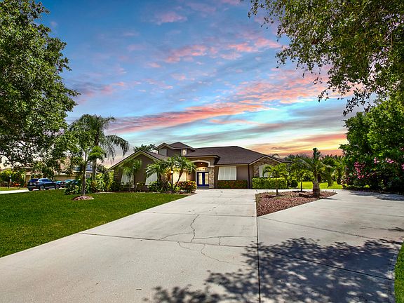 2nd image of 5732 Cypress Creek Drive