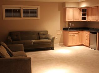 510 Saddle Ridge Ln, Rockville, MD 20850