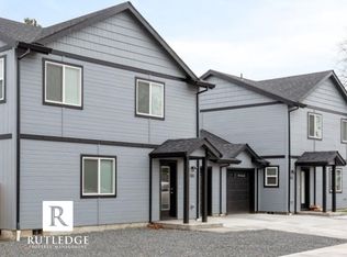 345 Beechwood Way, Medford, OR 97501