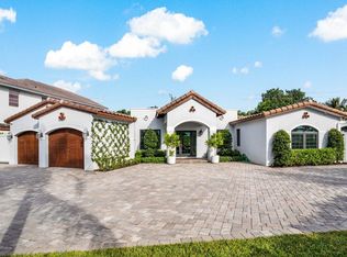 800 NW 4th Ct, Boca Raton, FL 33432