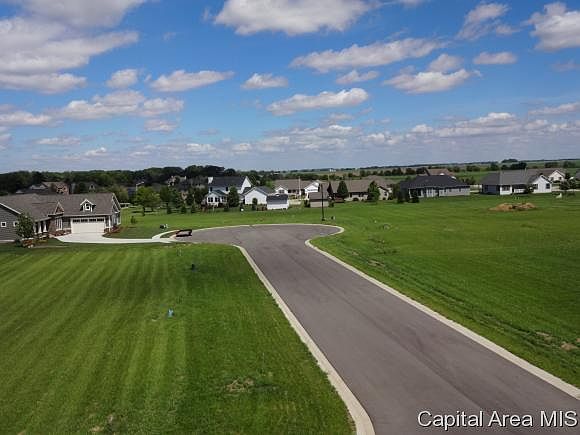 1st image of 901 Winding Oaks Dr