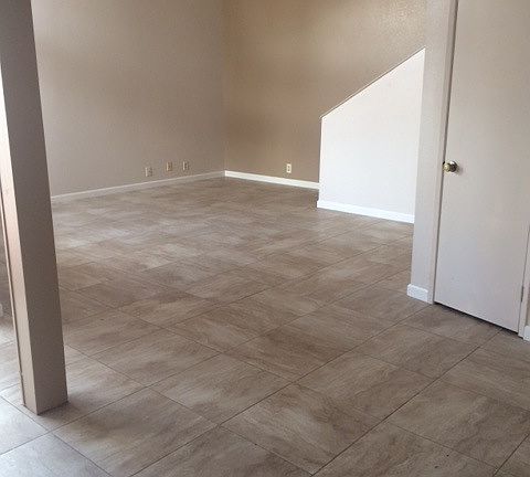 LIVING ROOM AREA